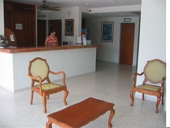 Delfines Hotel 3*